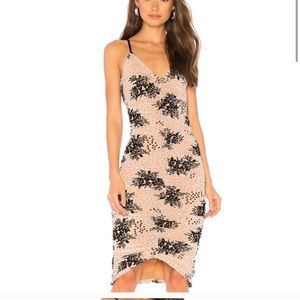 NWT MAJORELLE Loreli Ruched Midi Dress Pink Small